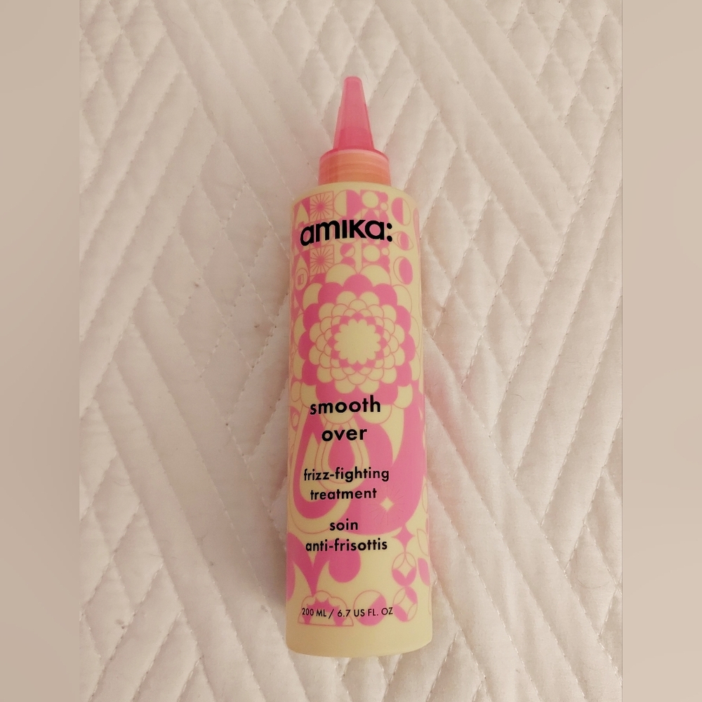 Amika Smooth-over, 6.7 oz.